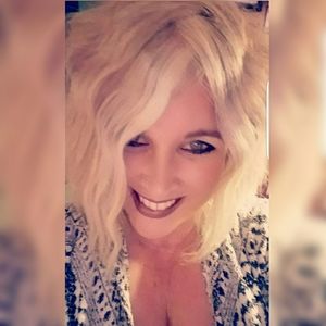 Meet your Posher, Stacy